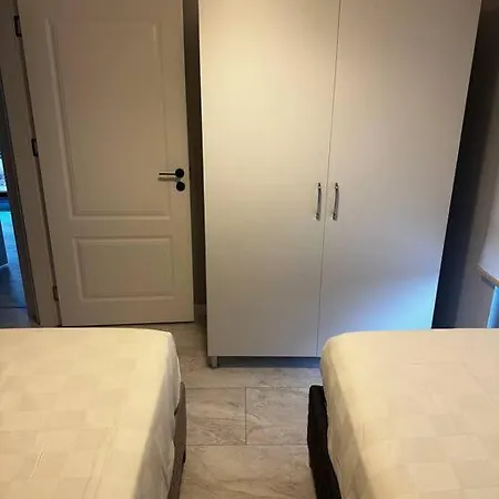 Apartment House61 *